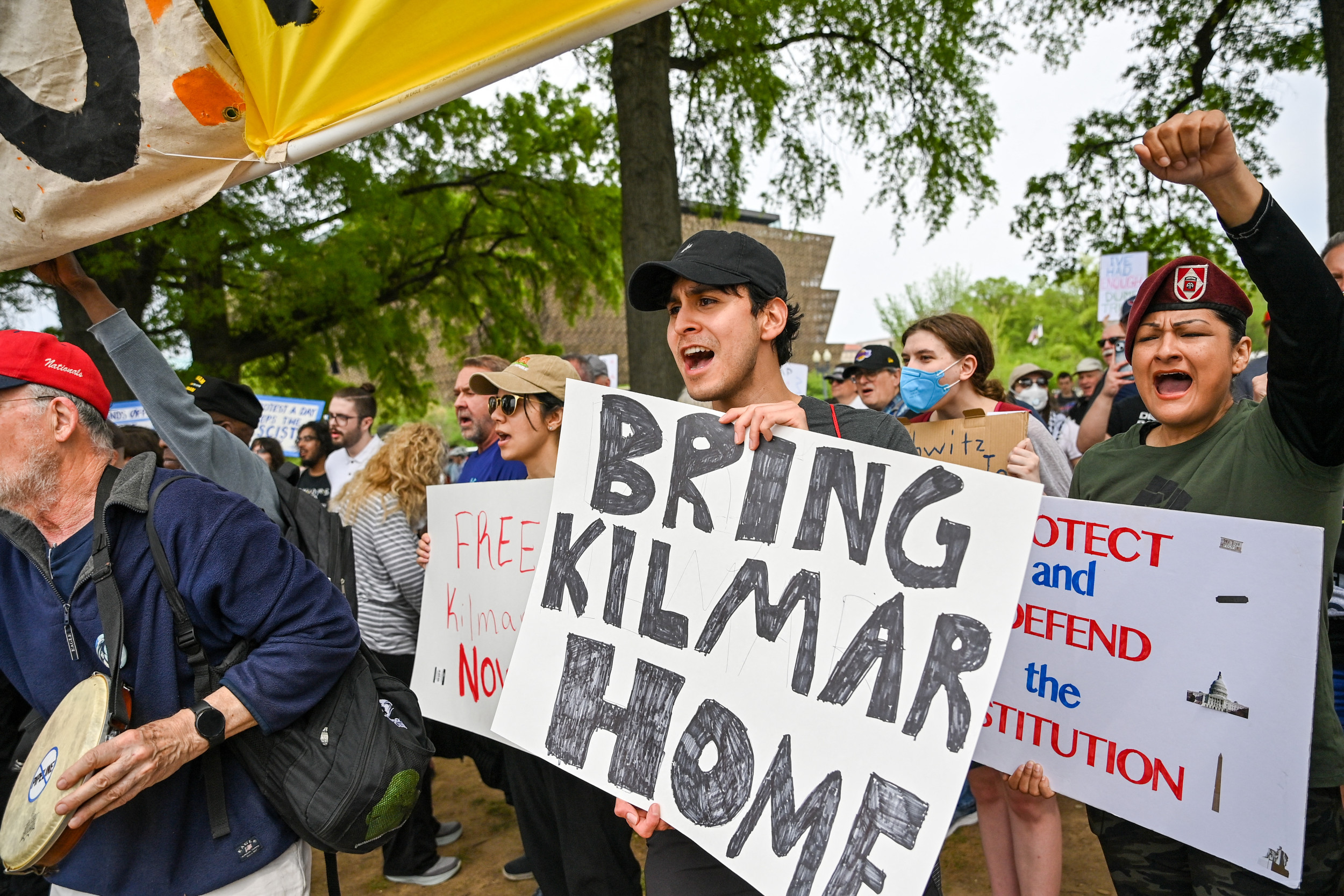 protesters-kilmar-abrego-garcia.jpg