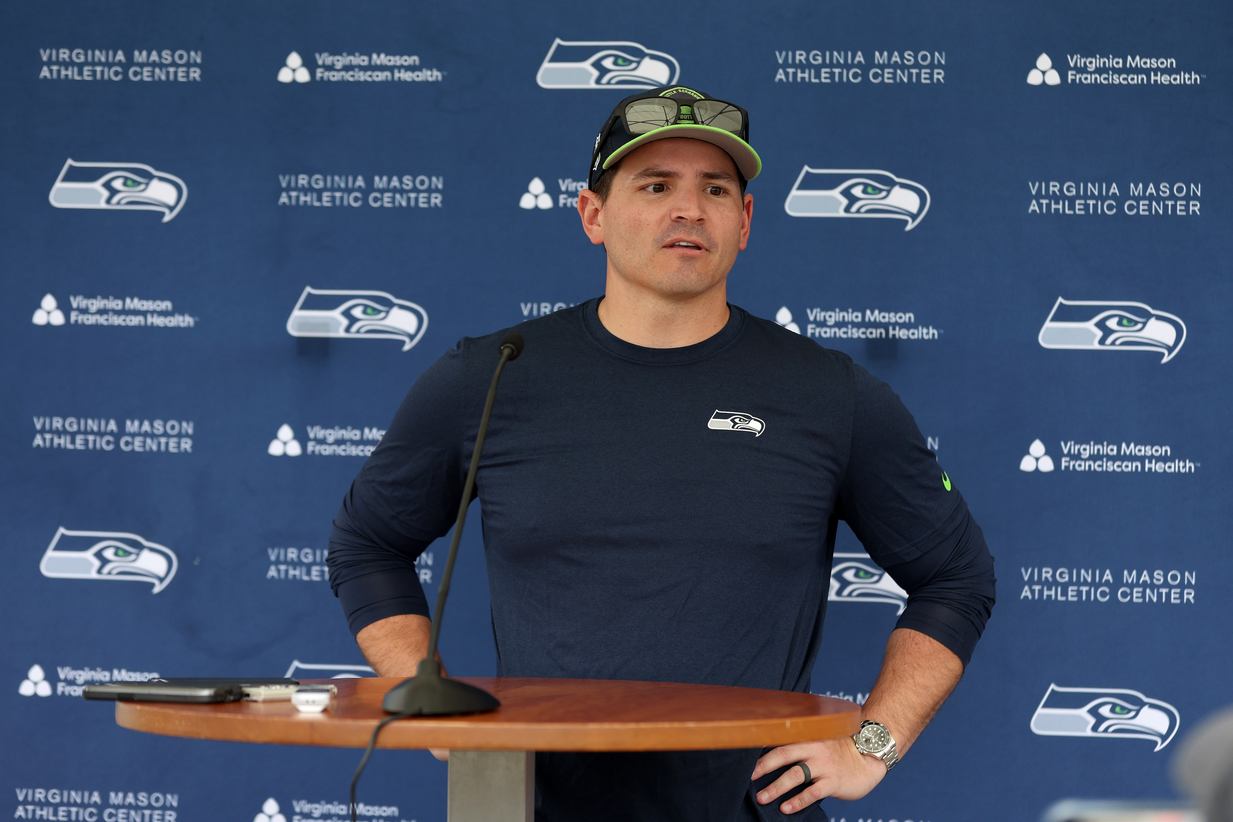 seattle-seahawks-hc-mike-macdonald.jpg