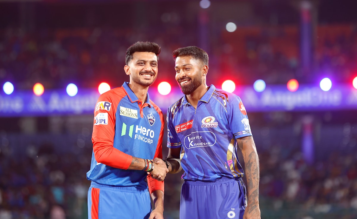 bp2tngjk_hardik-and-axar-bcci_625x300_21_May_25.jpg