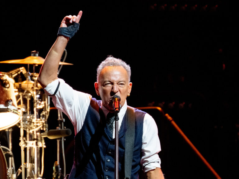 bruce-springsteen-manchester.jpg