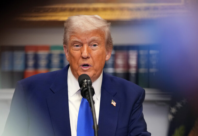 donald-trump-press-conference-drug-prices.jpg