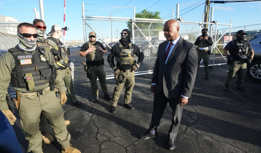 ice-agents.jpg