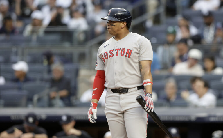 boston-red-sox-third-baseman-rafael-devers.jpg