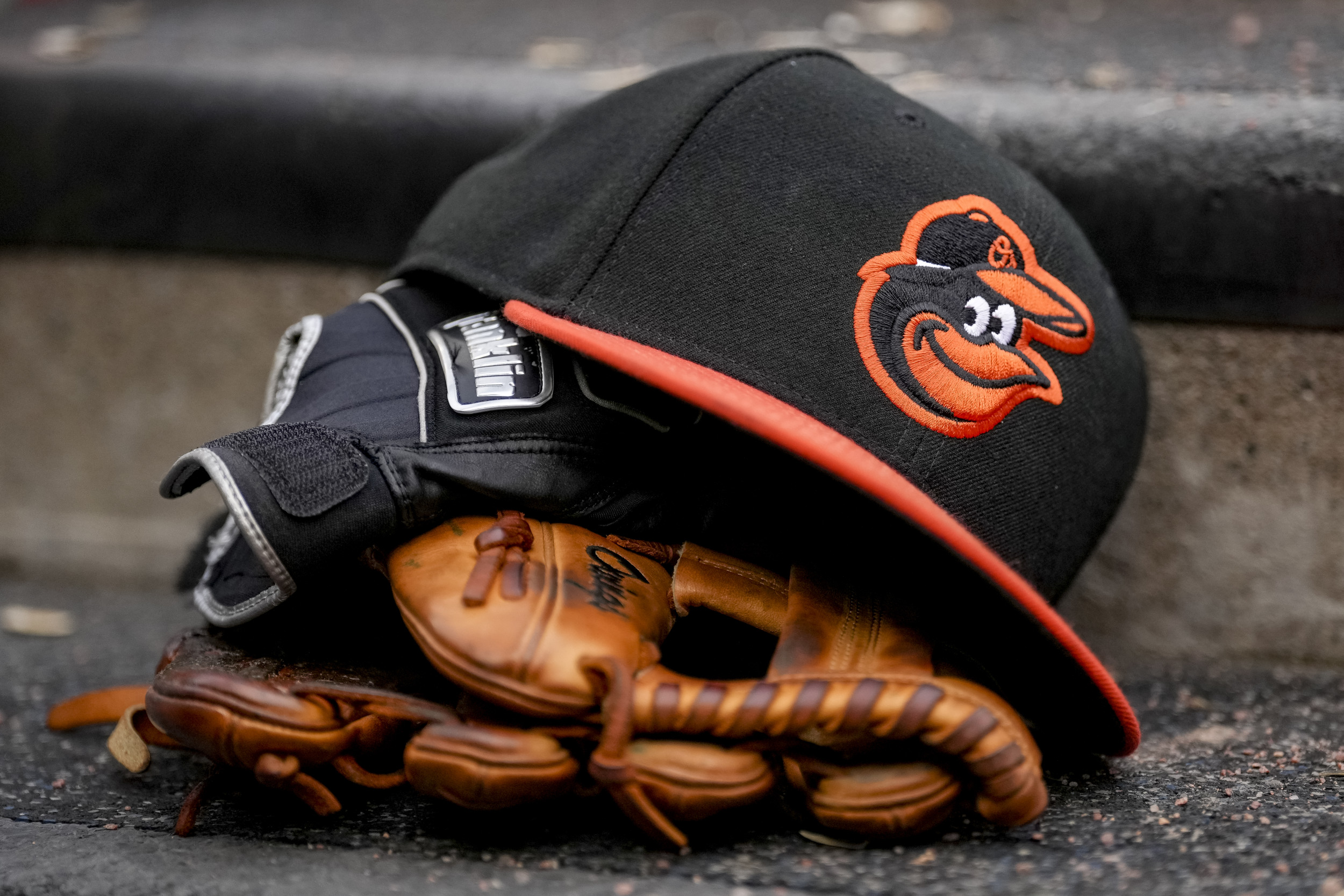 orioles-hat-glove.jpg