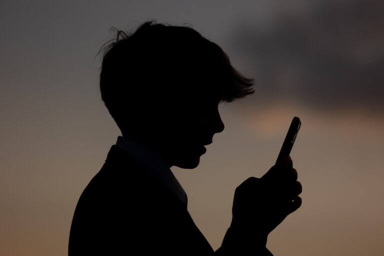 phone.jpg