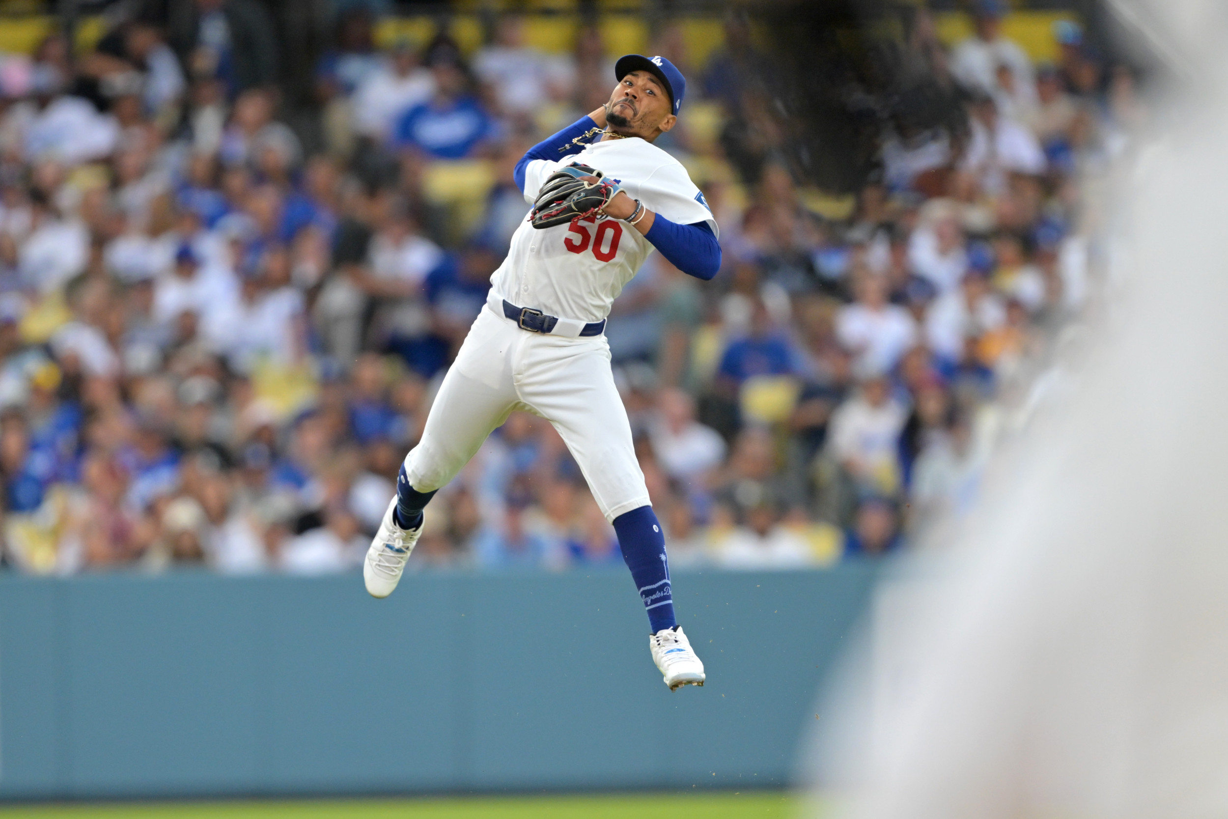 los-angeles-dodgers-infielder-mookie-betts.jpg