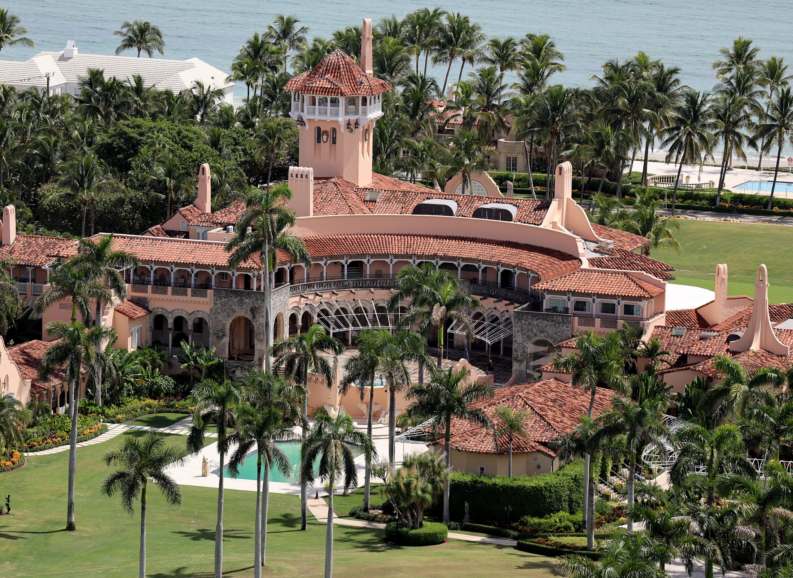 mar-lago.jpg