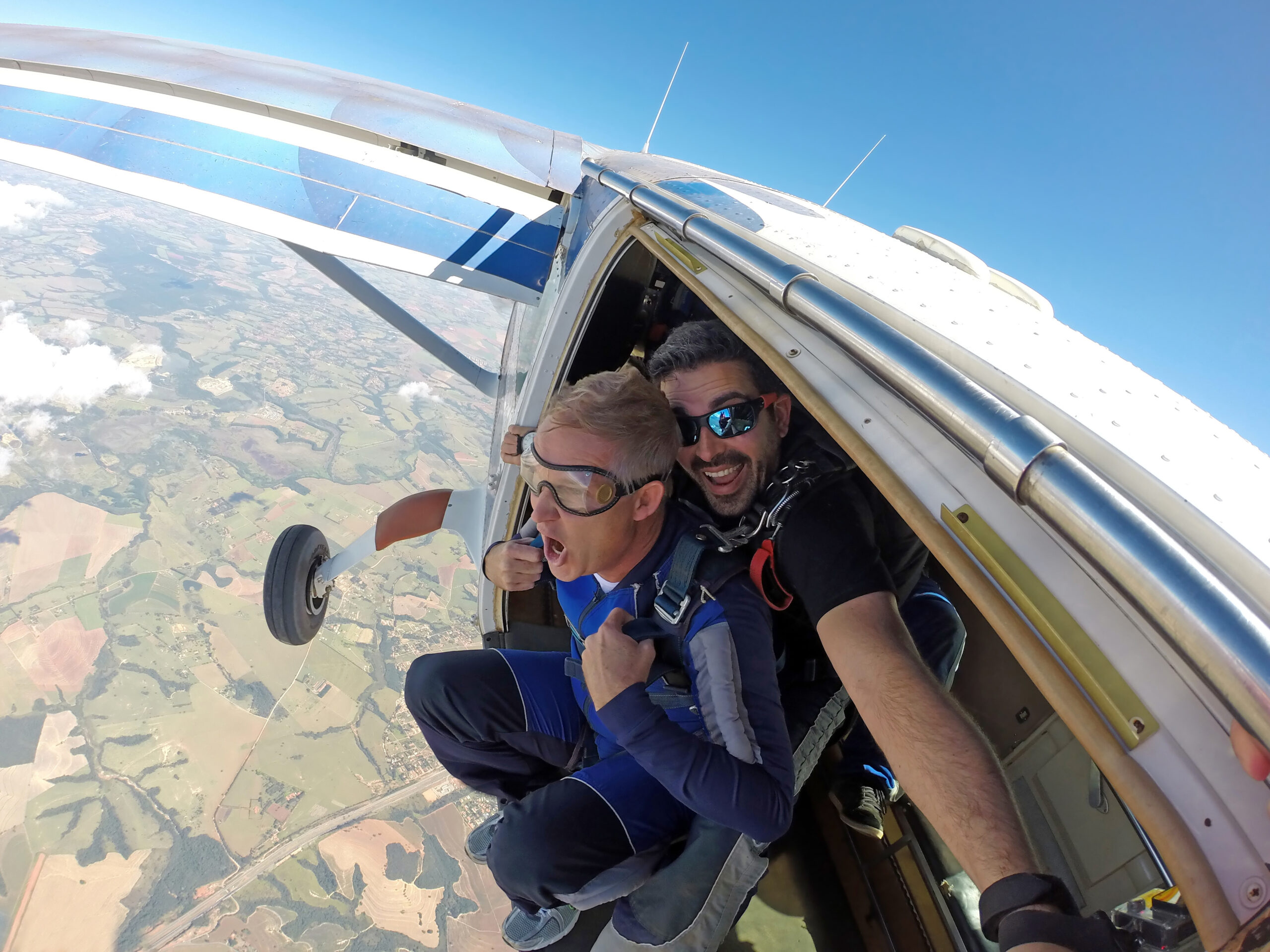 two-men-skydiving-together.jpg