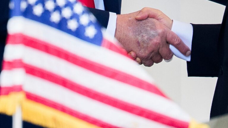 donald-trump-hand.jpg
