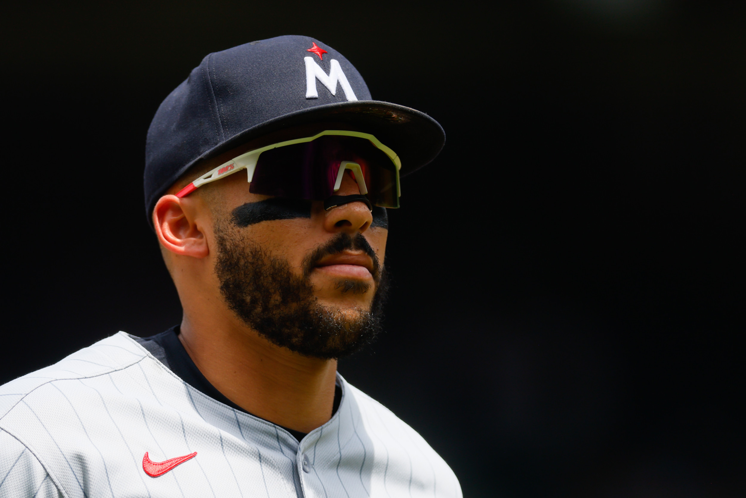 houston-astros-infielder-carlos-correa.jpg