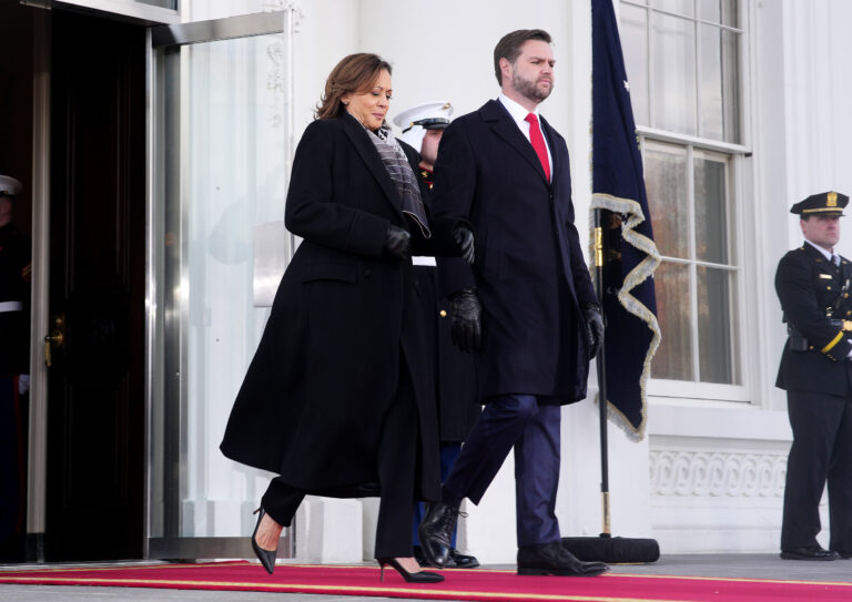 kamala-harris-jd-vance.jpg
