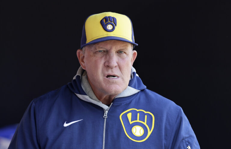 milwaukee-brewers-manager-pat-murphy.jpg