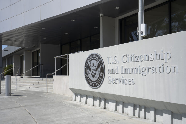 uscis-office.jpg