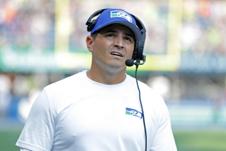 seattle-seahawks-coach-mike-macdonald.jpg
